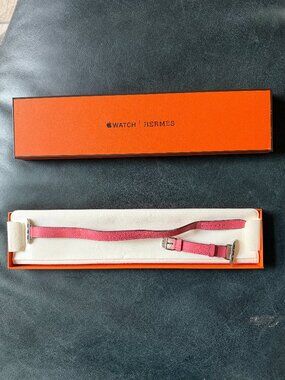 ✨ Hermès Apple Watch Double Tour Strap Rose Azalee 42mm ✨